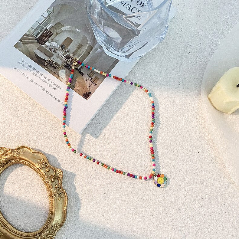 HangZhi 2022 Colorful Glazed Bohemia Simple Flowers Smiley  Little Daisy Pendant Beaded Necklace for Women Party Jewellery
