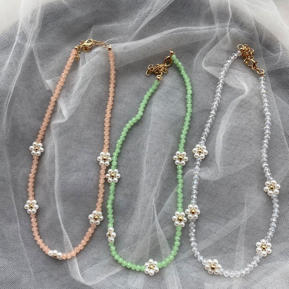 HangZhi 2021 Korea Colorful Flowers Crystal Pearl Beaded Trendy Necklace Clavicle Chain for Women Summer Party Jewelry