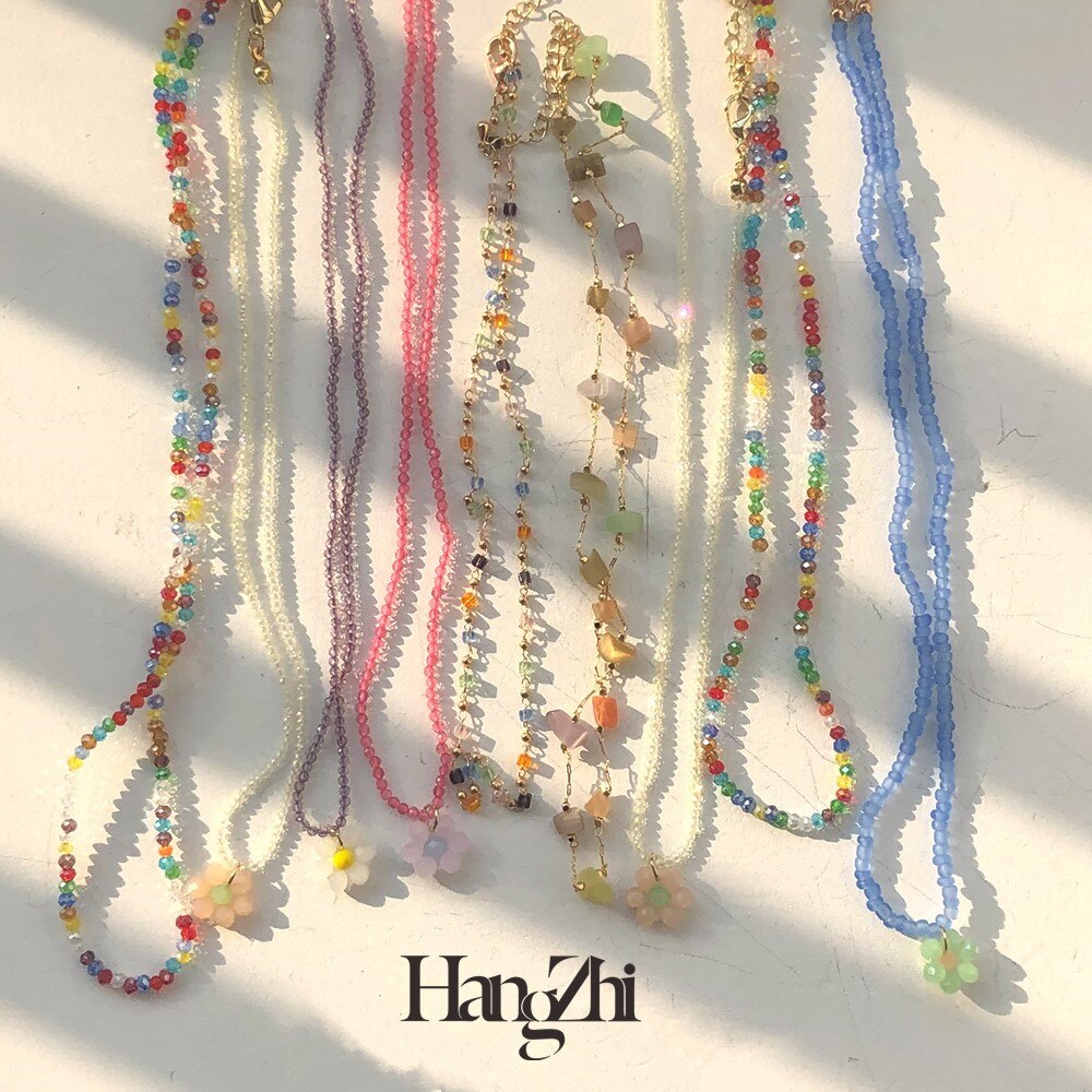 HangZhi 2022 Korean Sweet Colorful Acrylic Flower Little Daisy Pendant Bohemia Beaded Necklace for Women Party Jewellery