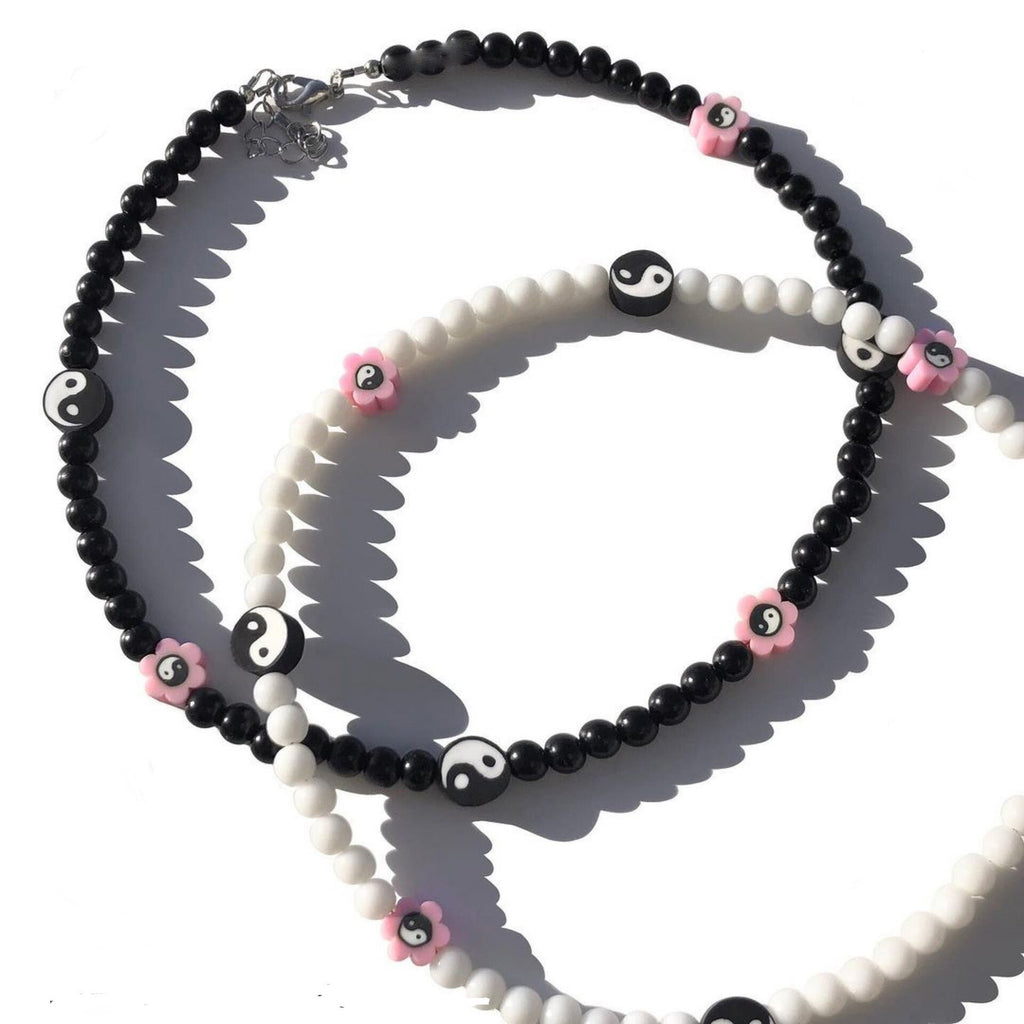 Harajuku Y2k Jewelry Vintage Resin Tai Chi Yin Yang Gossip Choker Retro Beads Chains Strand Necklace for Women Lucky Accessories