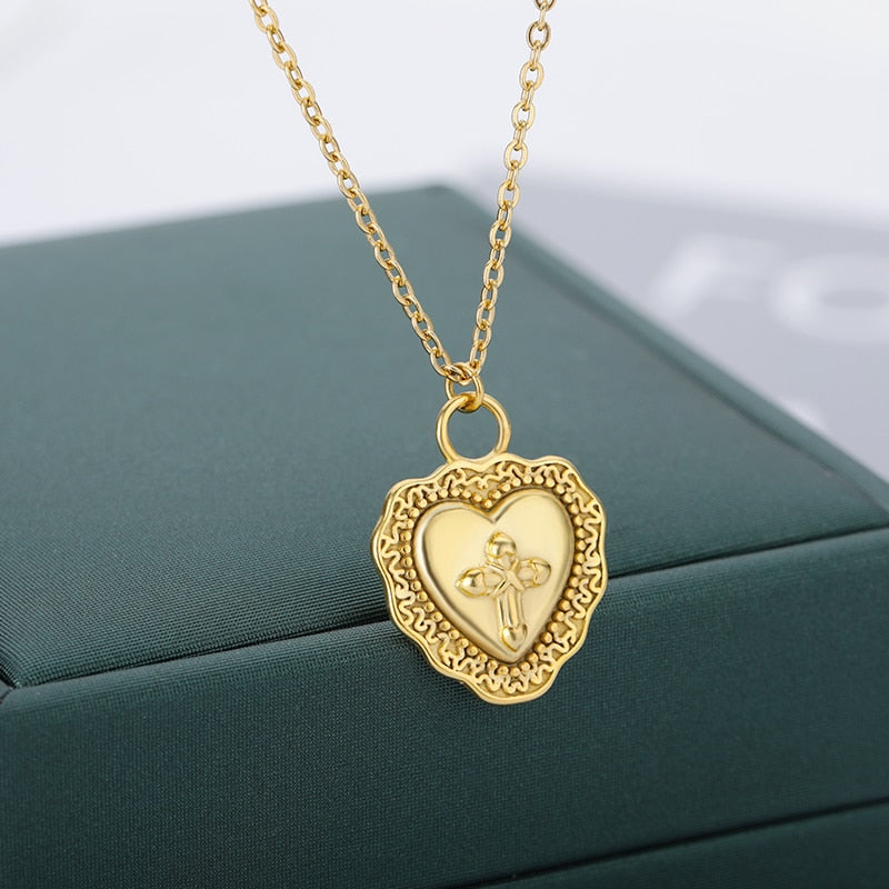 Heart Cross Necklace For Women Stainless Steel Goth Gold Color Pendant Necklaces Wedding Band Couple Jewelry Gift collares mujer