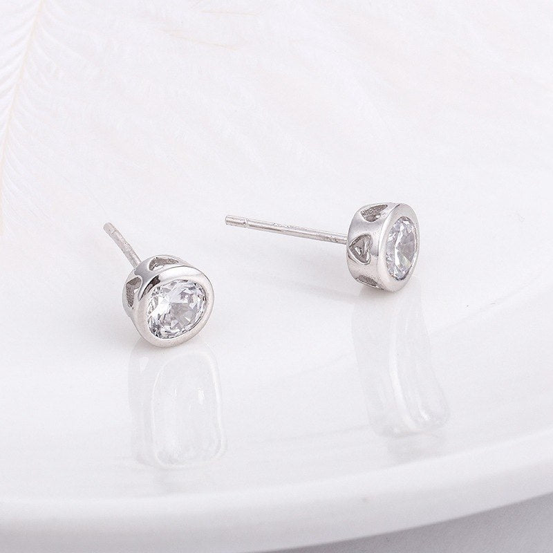 925 Silver Zirconia Exquisite Round Shape Crystal Stone Earrings for Fashion Women Party Ceremony Accessories M-E-004