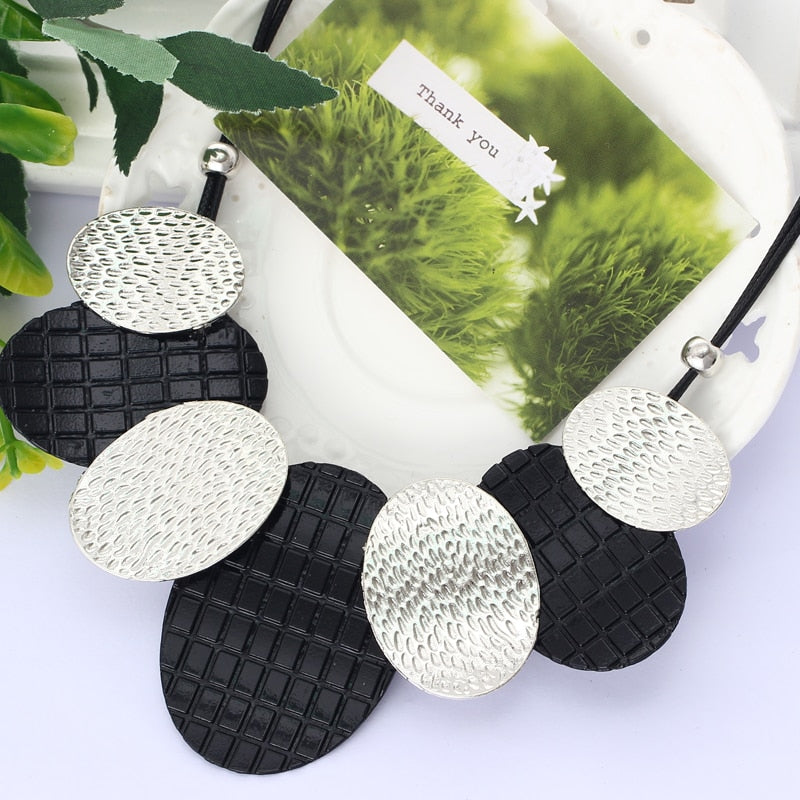 Hesiod Jewelry Maxi Necklace Vintage Bib Choker Colar Chunky Statement Necklaces For Women 2021 Necklaces & Pendants