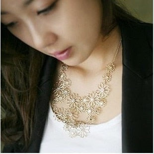 Hesiod Vintage Bohemia Multi-layer Hollowed Flower Necklace For Women Rhinestone Crystal Collar Necklace Pearl Choker