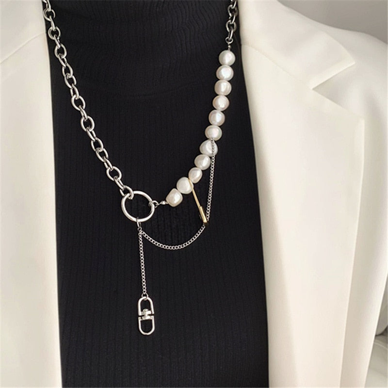 Hip Hop Punk Splice Chain Choker For Women Freshwater Pearl Pin Tasselled Clavicle Chain Street Snap Necklace Jewelry