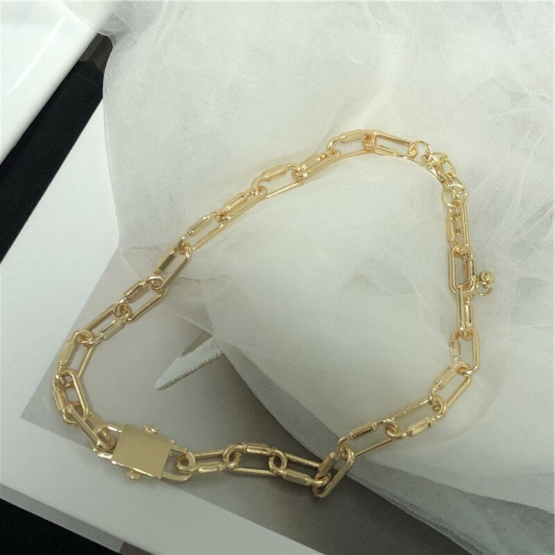 Hiphop Big Chains Chokers necklaces for Women Punk Jewelry Vintage Lock Pendant Necklace Statement Colliers Bijoux 2021