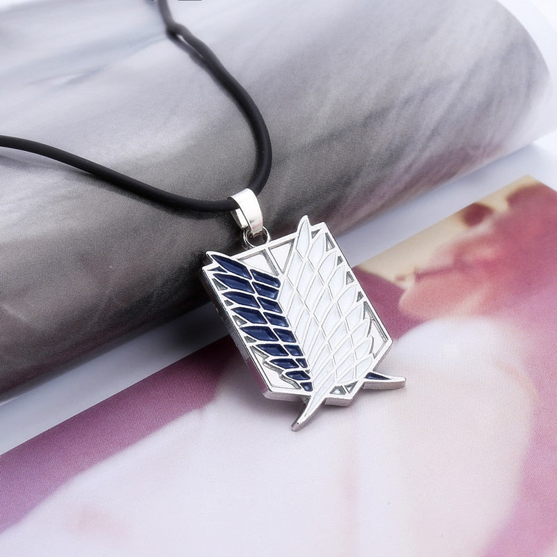 Anime Shingeki No Kyojin Necklace Attack On Titan Necklace Wings of Liberty Pendants Necklaces Cosplay Jewelry Collares