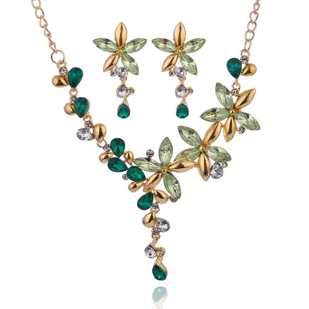 Flower Shape Necklace Inlaid Rhinestone Clavicle Chain Bohemian Style Statement Accessory For Women New2022