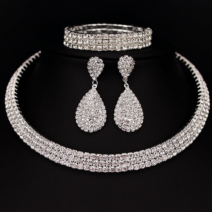 Hot Selling Bride Classic Rhinestone Crystal Choker Necklace Earrings and Bracelet Wedding Jewelry Sets Wedding Accessories X164
