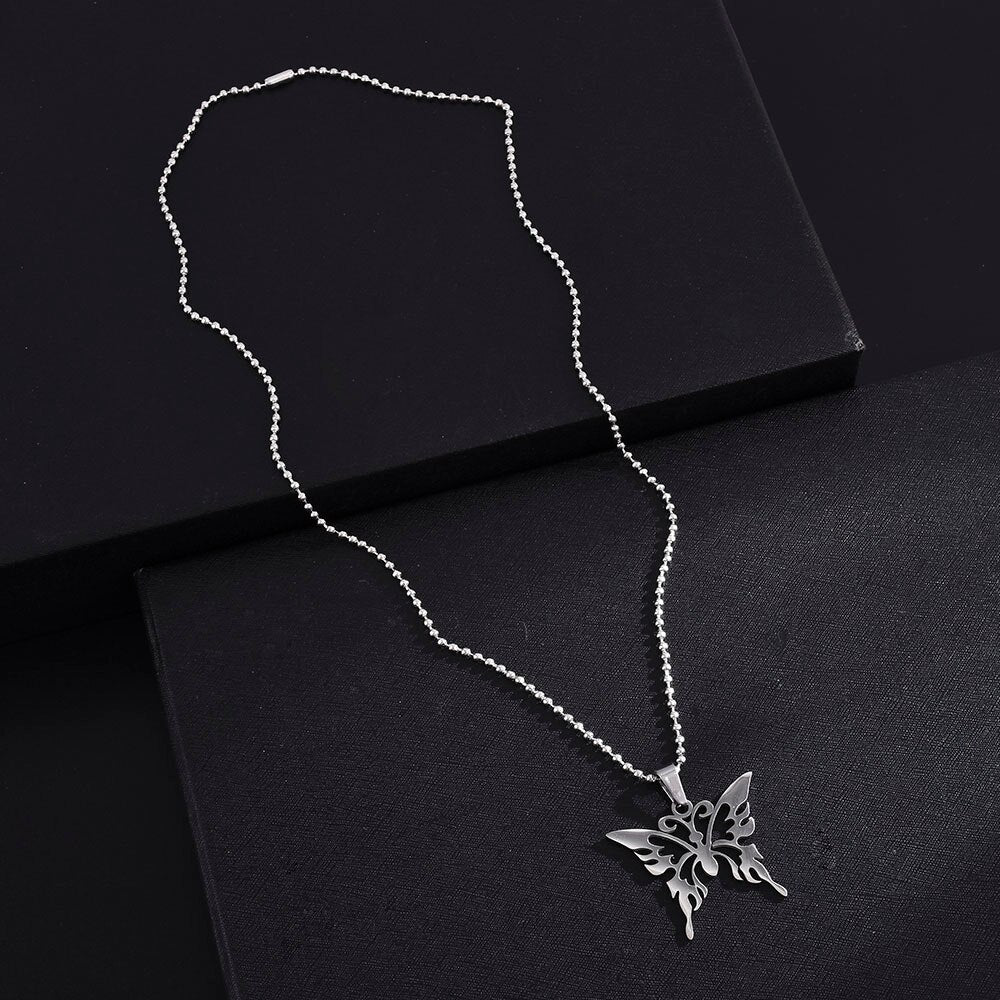Selling European and American Temperament Jewelry Men and Women Necklace Stainless Steel Butterfly Pendant Necklace