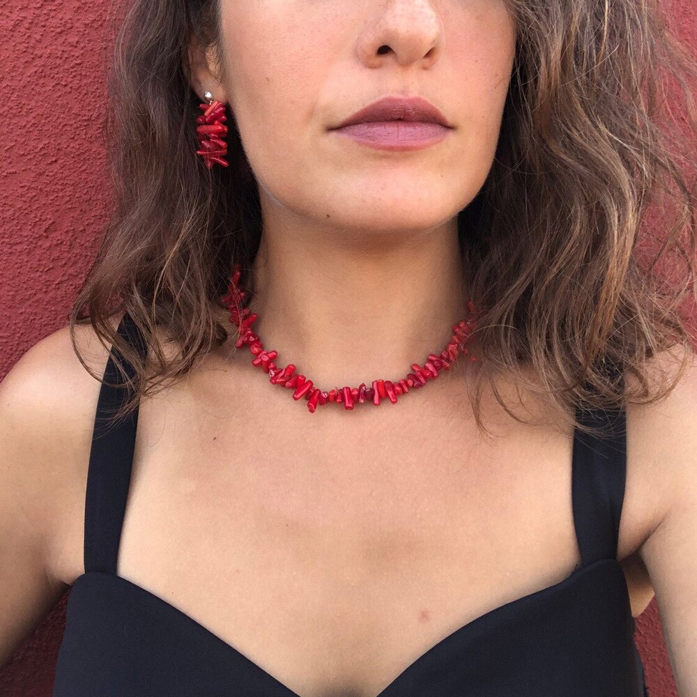 Selling Necklace for Female Color Handmade Necklace Ethnic Irregular Crystal Crushed Stone Necklace