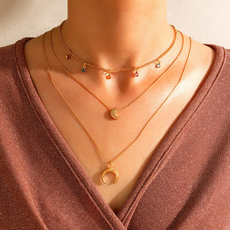 HuaTang Bohe Colorful Crystal Tassel Necklace Geometry Moon Cattle Horns Multi-layer Adjustable Clavicle Chain 2022 Jewelry