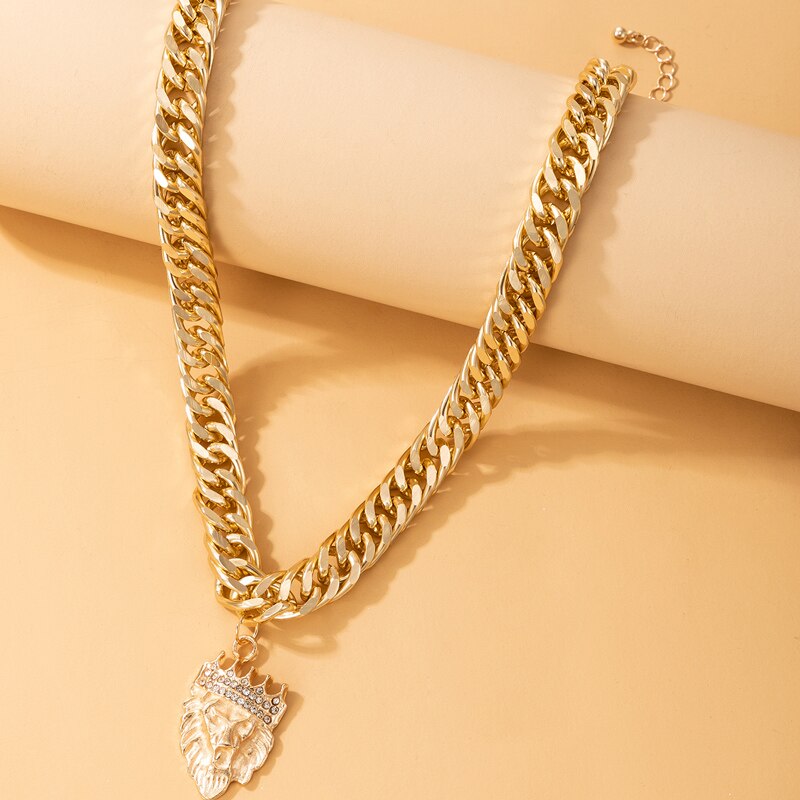 HuaTang Pun Hip-hop Gothic Short Chain Exaggerated Metal Lion Head Pendant Choker  Necklace for Women Gold Collar Jewelry 17371