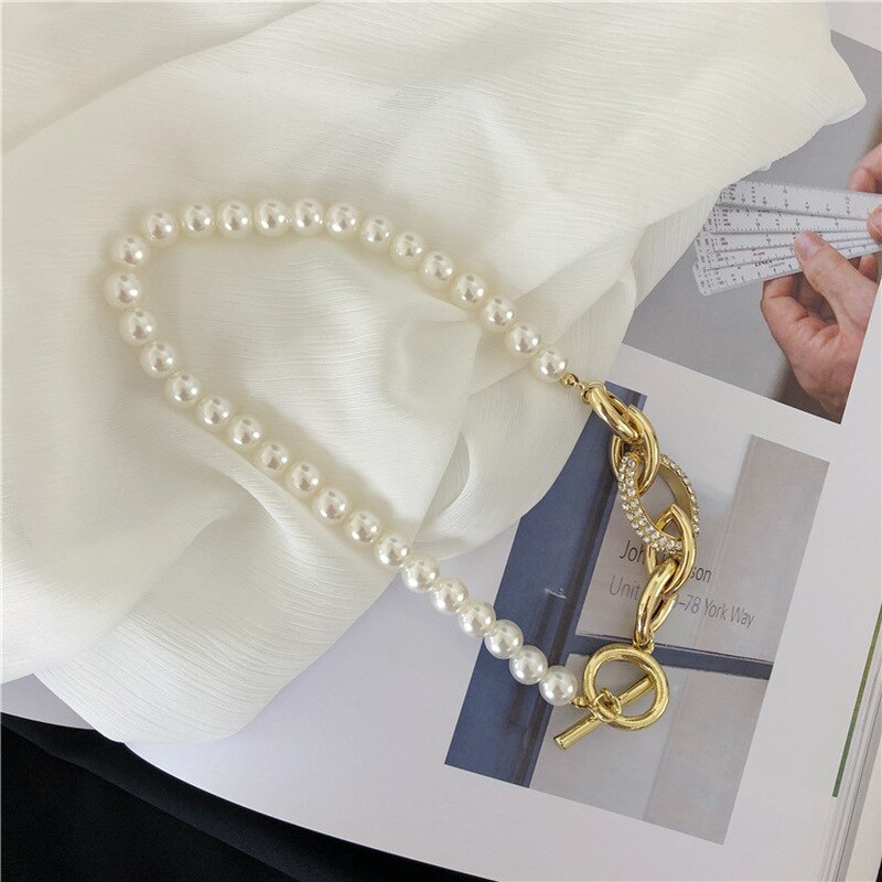 Hyperbole Gold Color Asymmetric Chunky Chain Pearl Chokers Necklace for Women Circle Toggle Clasp Rhinestone Necklace Jewelry