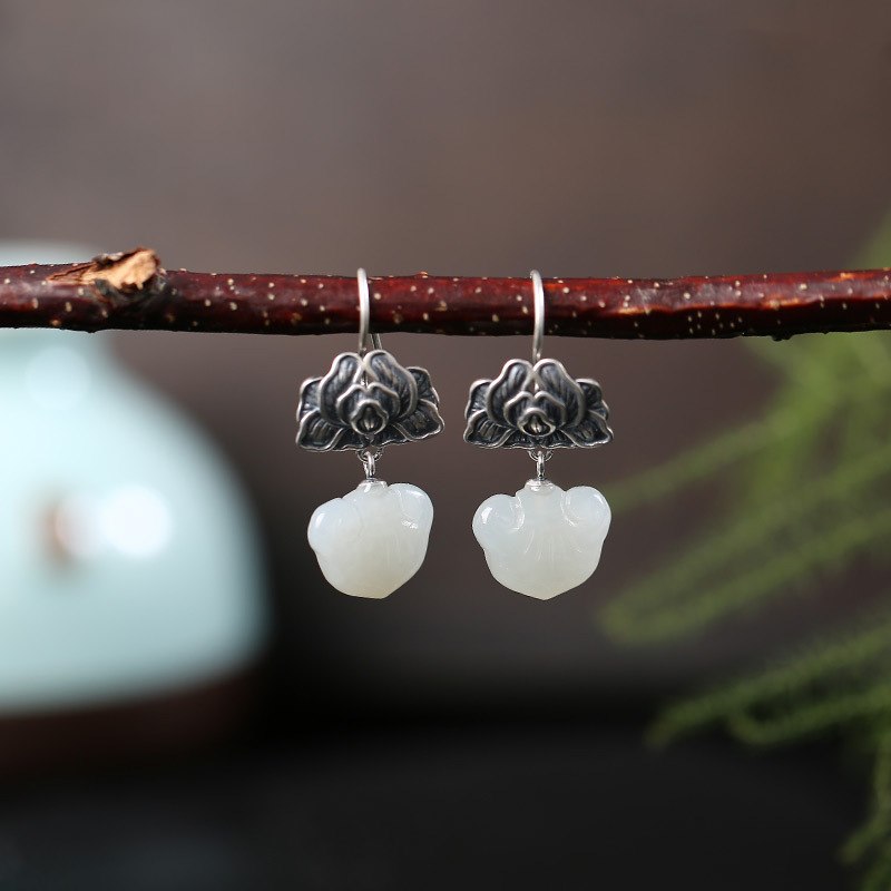 New Luxurious Statement Ear Hook S925 Sterling Silver Lotus with White Natural Hetian Jade Dangle Drop Earrings Bijoux