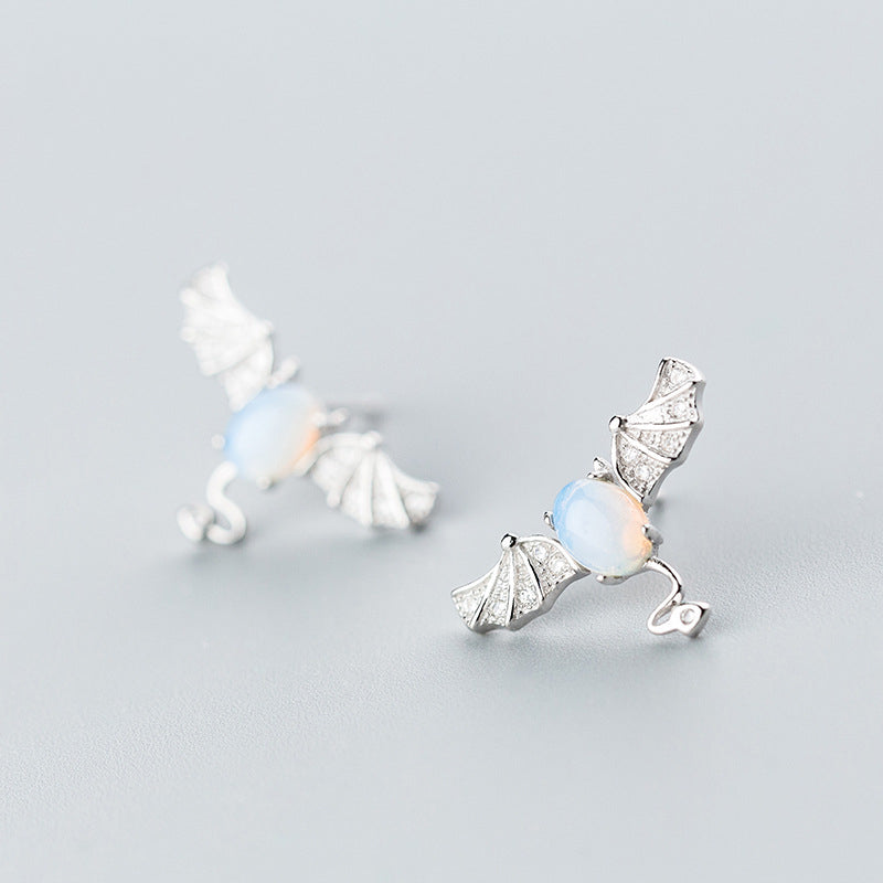 New Unique Fashionable Insect Stud Earrings S925 Sterling Silver Bat Shape with Moonstone Crystal Fine Jewelry Brincos