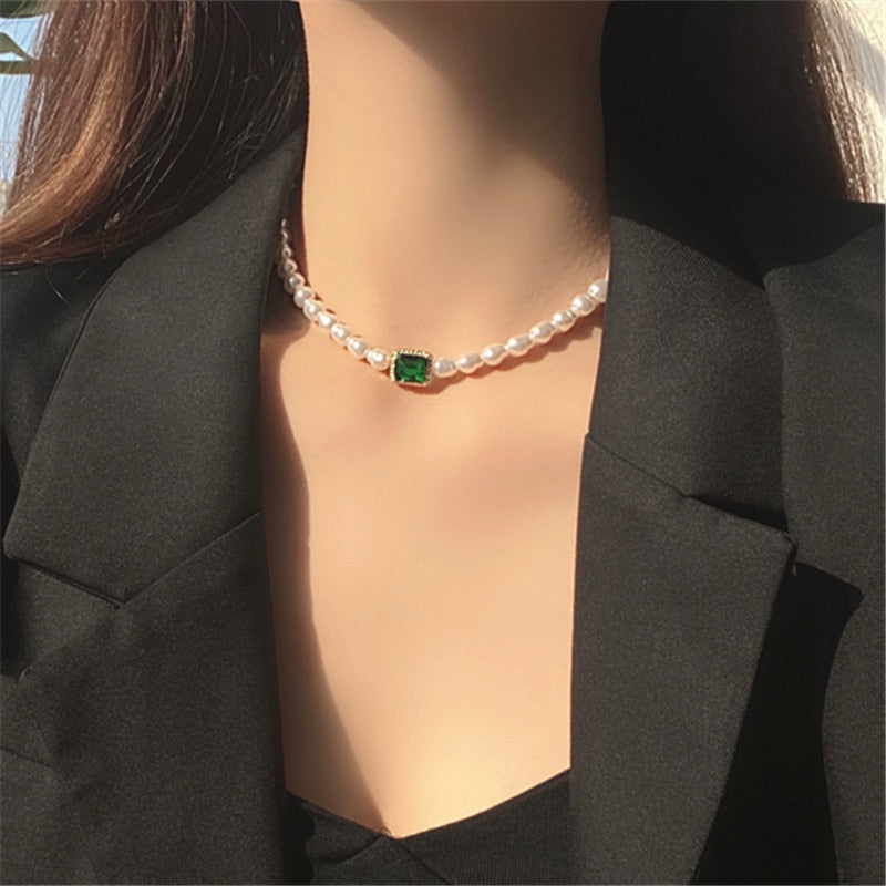 IOY IRENE Retro Geometry Square Green Glass Baroque Imitation Pearl Short Clavicle Necklace For Women Bride Jewelry 2355