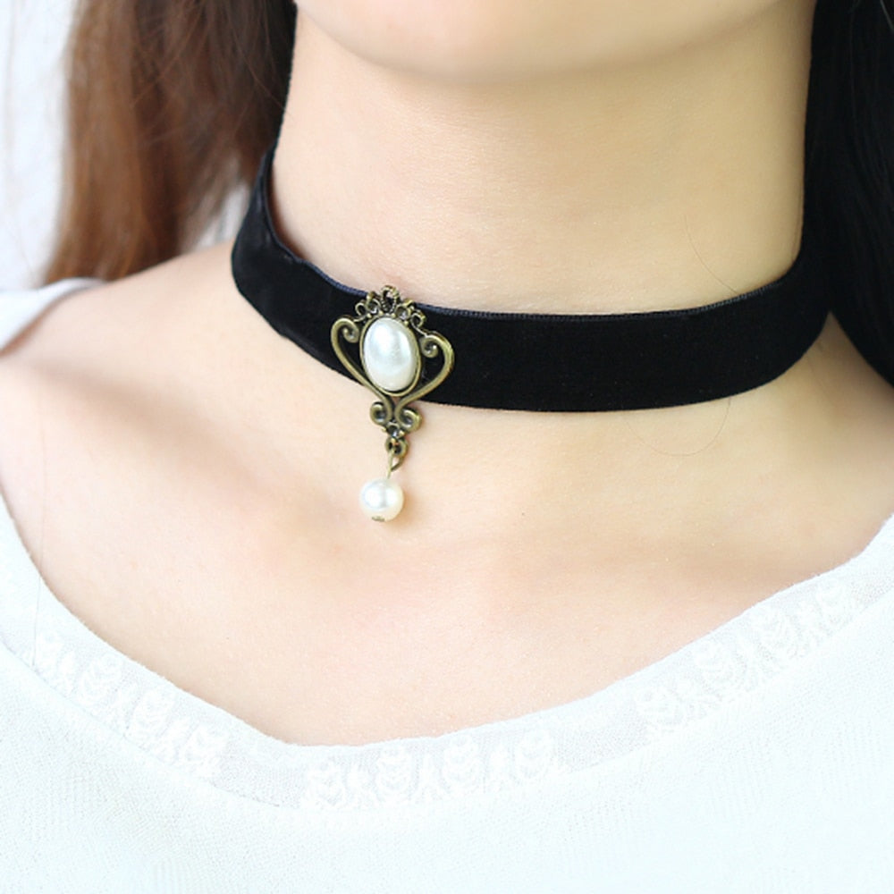 Imitation Pearls Tattoo Necklace Leather Flannel Choker Necklace Creative Design Ancient Bronze Jewelry Love Beauty Accessories