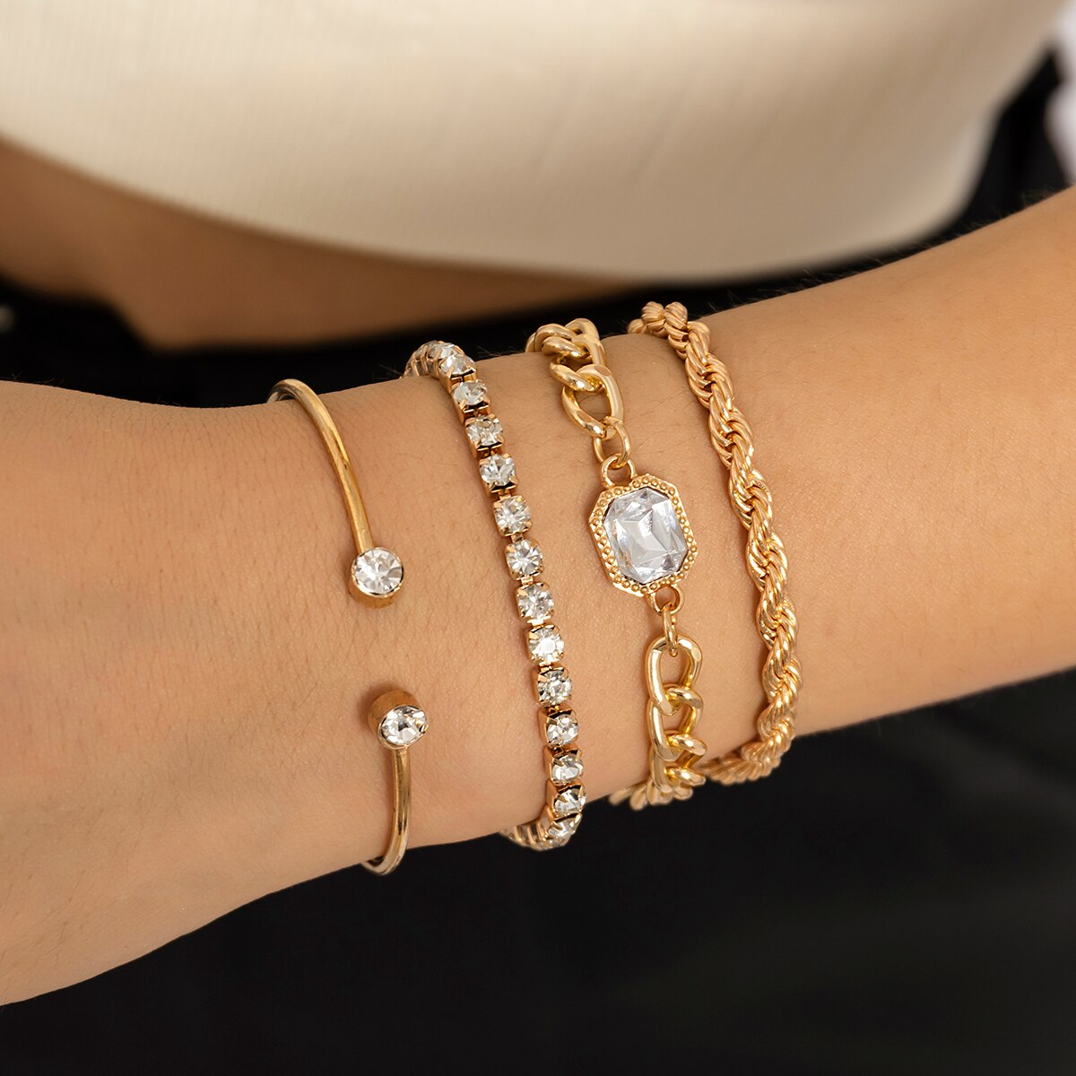 IngeSight.Z 4Pcs/Set Full Rhinestone Twist Chain Bracelet Bangles for Women Punk Gold Color Cuban Claw Chain Open Bracelets