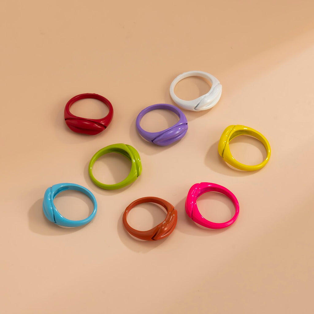 IngeSight.Z Colorful Punk Lips Shape Shape Knuckle Finger Rings for Women Girls Rainbow Mouth Lip Rings Hip Hop Party Jewelry