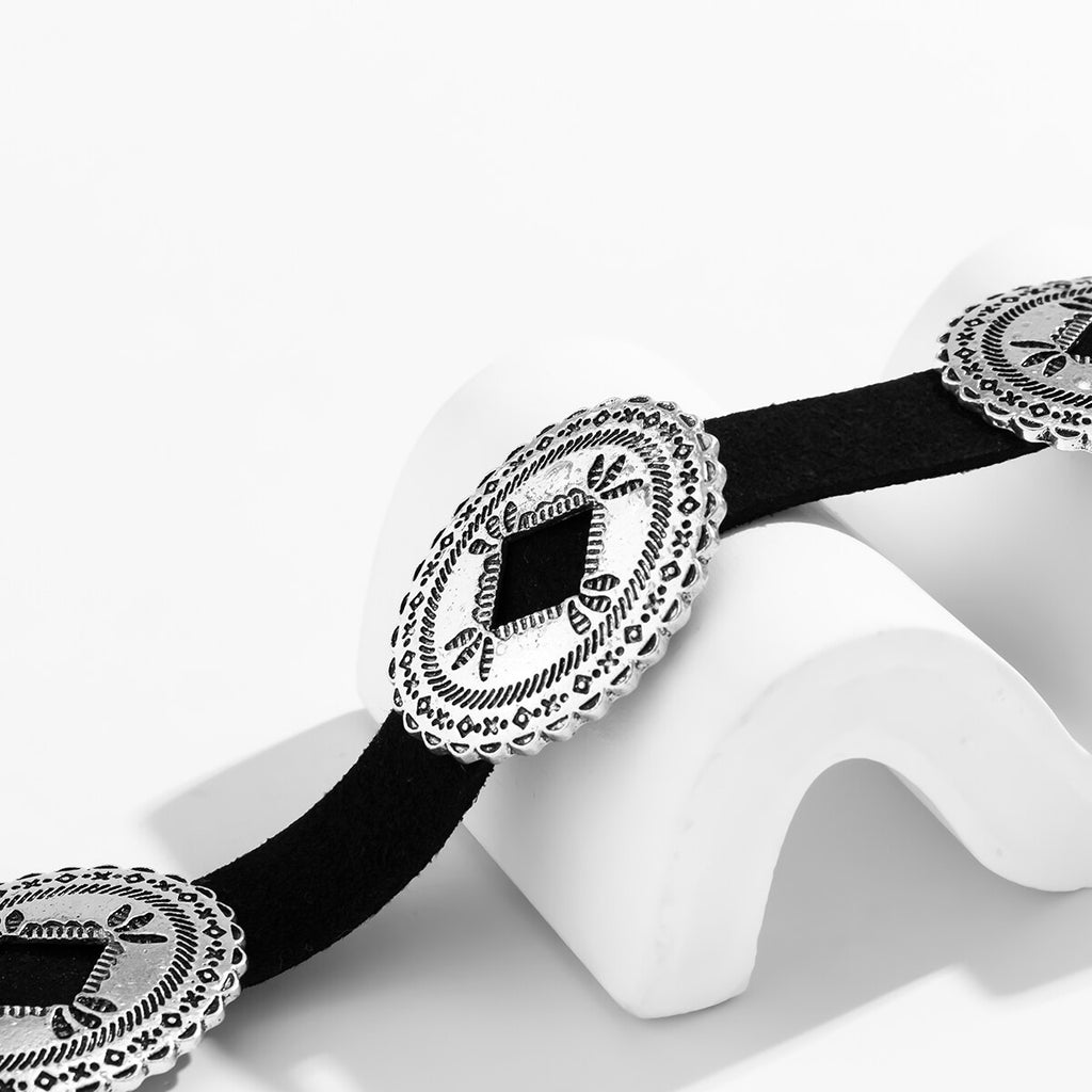 IngeSight.Z Gothic Black Velvet Chokers Necklaces for Women Bohemia Handmade Circle Floral Pendant Collar Vintage Party Jewelry