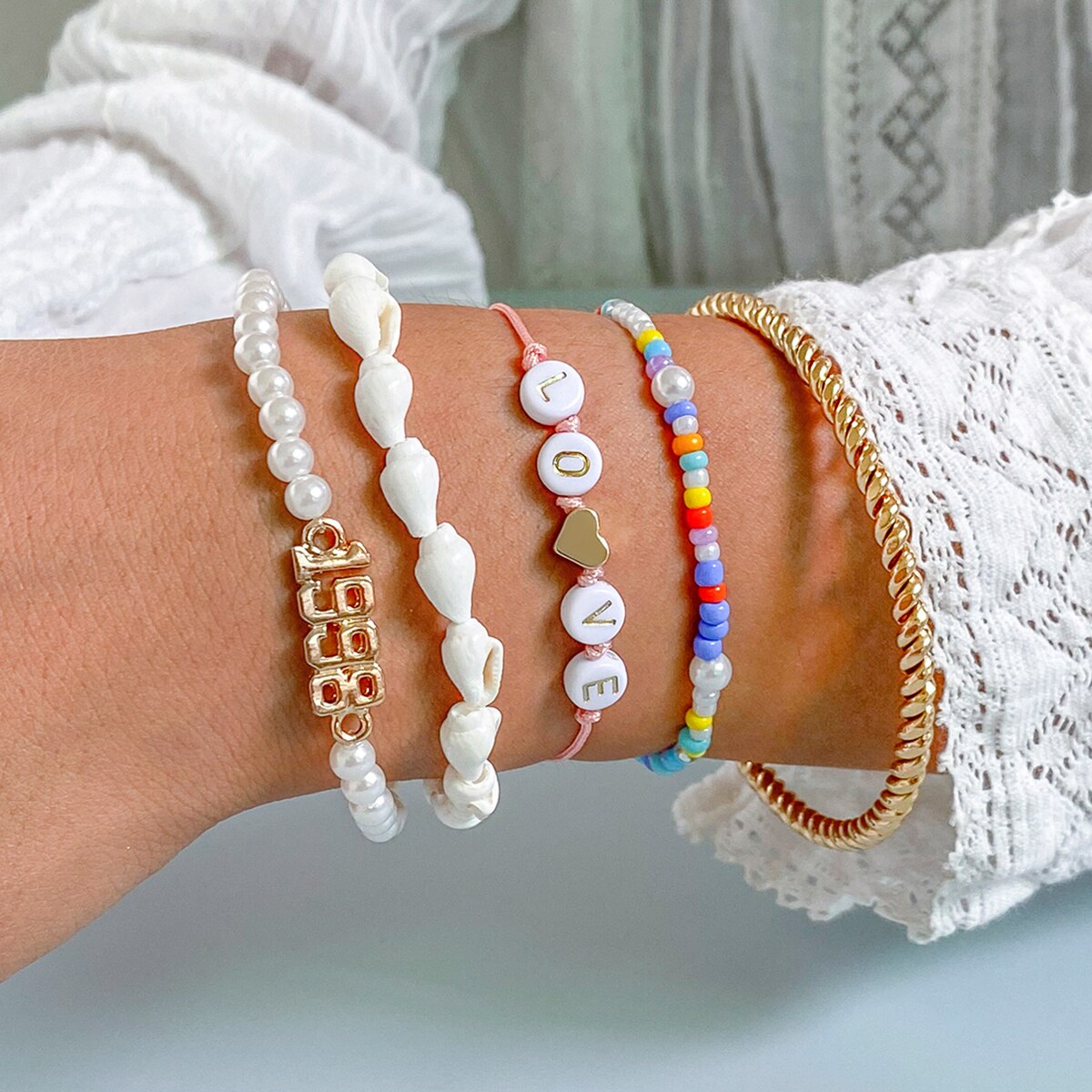 IngeSight.Z Imitation Pearl Chain Natural Shell Conch Bracelets Bangles Acrylic Letter Beaded Bracelets Female Wrist Jewelry