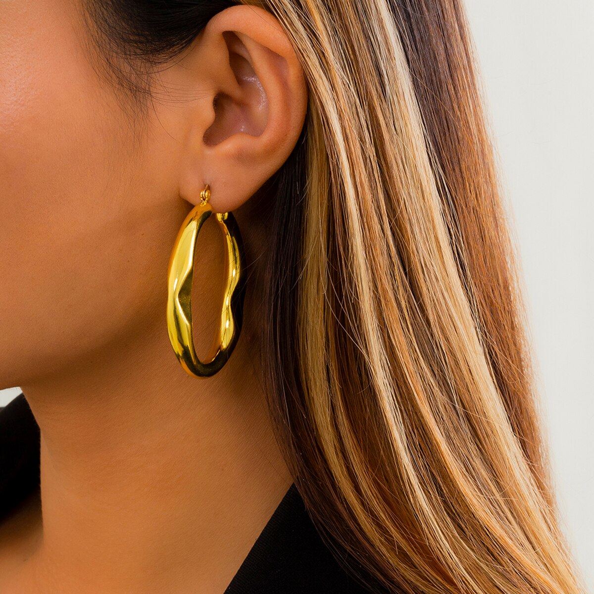 IngeSight.Z Twisted Metal Geometric Round Circle Large Hoop Earrings Gold Color Big Loop Earrings Women Jewelry Bijoux