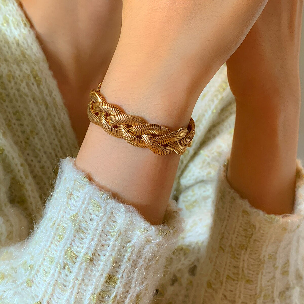 IngeSight.Z Vintage Flat Snake Chain Twisted Cross Knot Choker Necklaces Chunky Thick Short Clavicle Necklaces for Women Jewelry