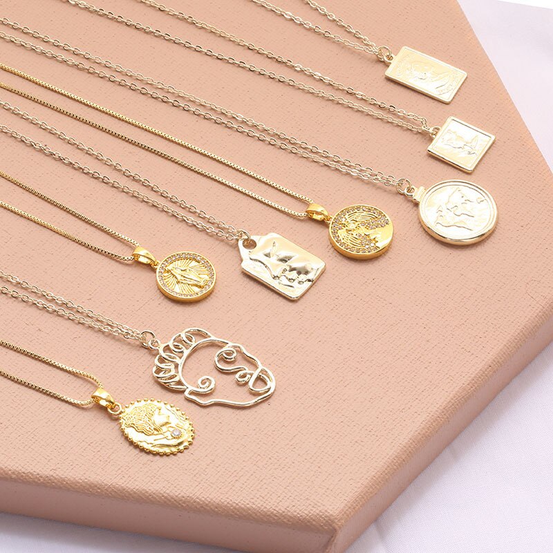 Ins European Hip-hop Religious Face Queen Totem Micro-inlaid Zircon Pendant Necklaces for Women  Couple Jewelry