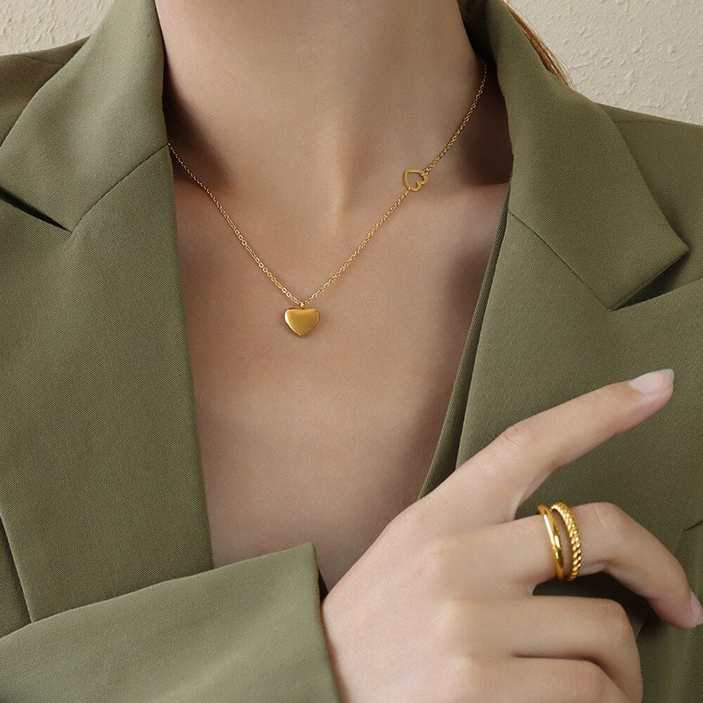 Ins jewelry chocker mini double peach heart love clavicle chain necklace female titanium steel 18K gold plated necklace Fashion