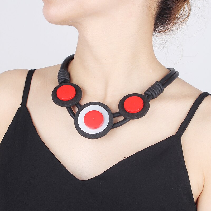 JID Retro Handmade Women Jewellery Goth Wooden Beads Pendant Ladies Choker Necklace Creative Clothes Decor 2021 Jewelry