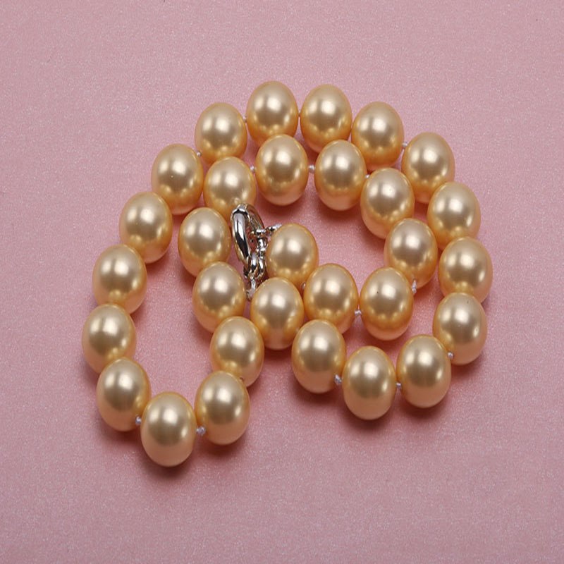 Women Pearl Necklace 14.0mm Big Pearl Round South Sea Golden Seashell Necklace 18