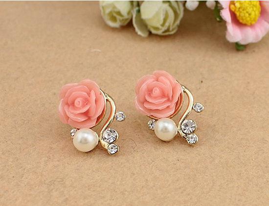 Jewelry New Brand Design Gold Rose Pearl Stud Earrings For Women 2020 New Accessories Wholesale Orecchini Perlas Earing