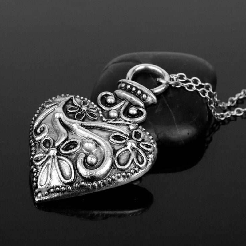 Jewelry TV The Vampire Diaries Necklace Caroline Vervain Locket Heart Pendant Necklace Vintage Accessories Choker Necklace