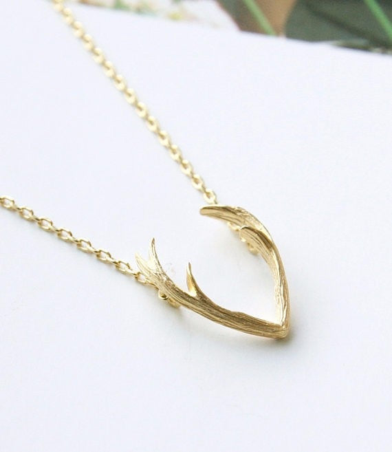 2020 New Fashion Deer Horn Antler Necklace Jewelry Simple Elegant Horn Necklace Antler Tiny Cute Pendant Necklace N056