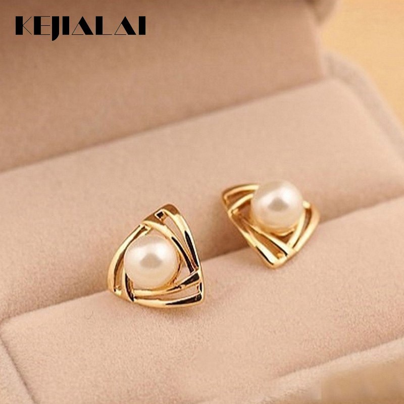 Fashion Retro Golden Earrings Geometry Triangle Pearl Earrings For Women LY-C1023