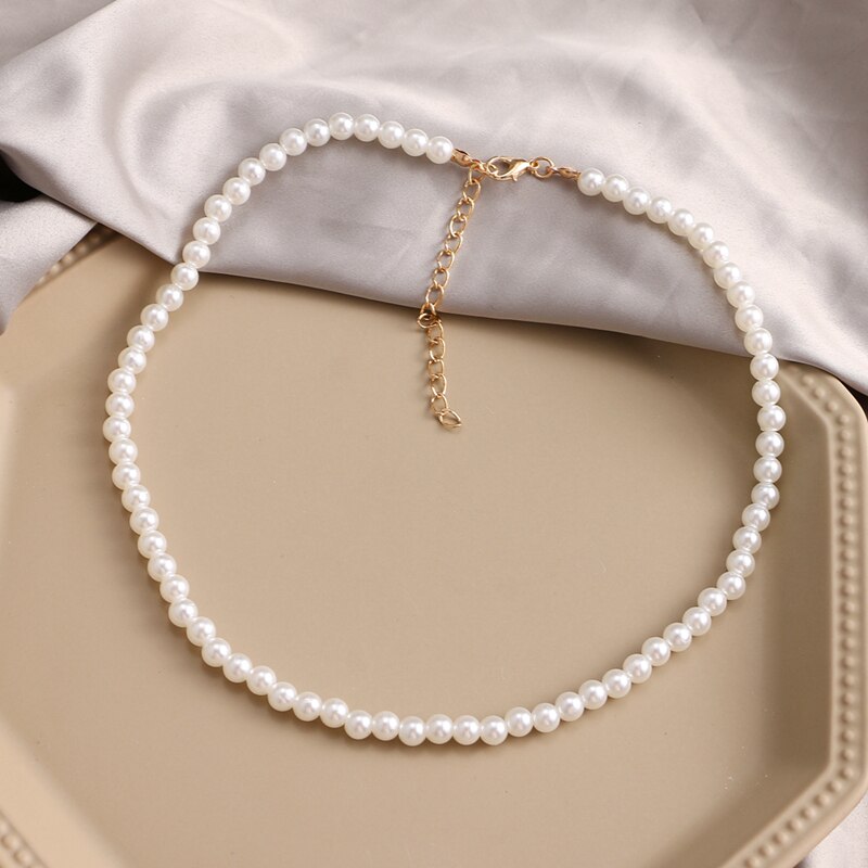KISS WIFE Vintage Pearl Choker Necklace For Women Summer White Imitation Pearl Necklaces Trend Elegant Wedding Jewelry