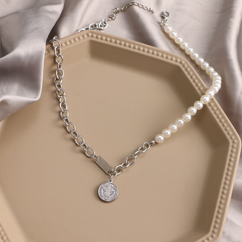 KISS WIFE Vintage Pearl Choker Necklace For Women Summer White Imitation Pearl Necklaces Trend Elegant Wedding Jewelry