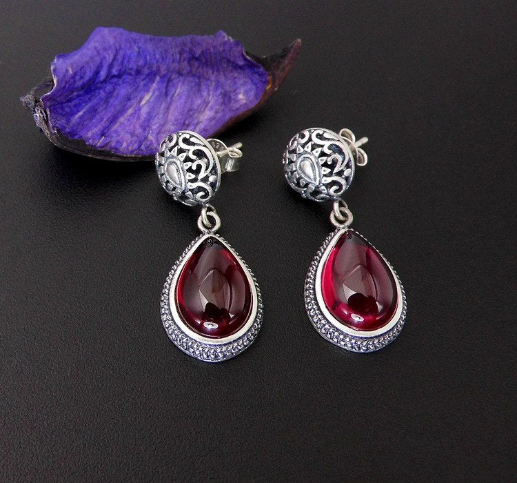 Fine jewelry 925 Sterling Silver Thai silver retro pattern drops corundum garnet earrings ladies earrings