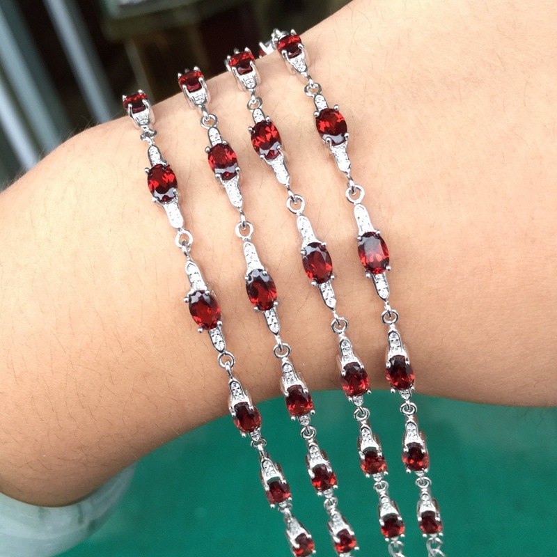 Fine jewelry New fashion female bracelet, 925 silver inlay, natural garnet