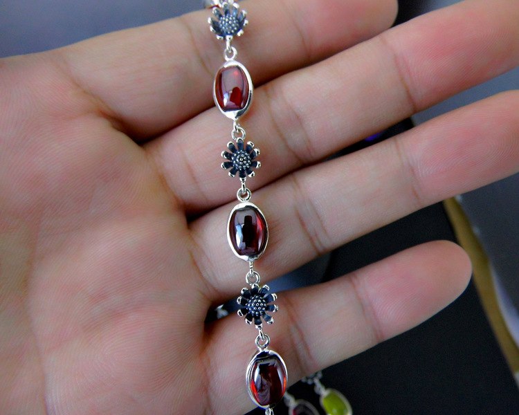 Fine jewelry S925 Thai Silver Amethyst Garnet Yellow Onyx Flower Bracelet Retro