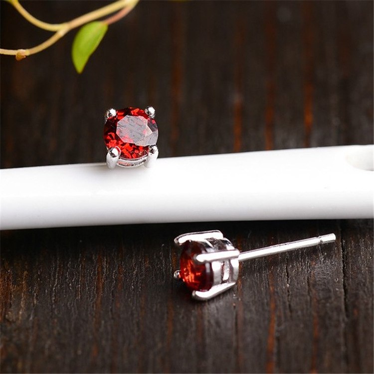 fine jewelry 925 Pure silver inlaid with natural garnet female ear nail jewelry