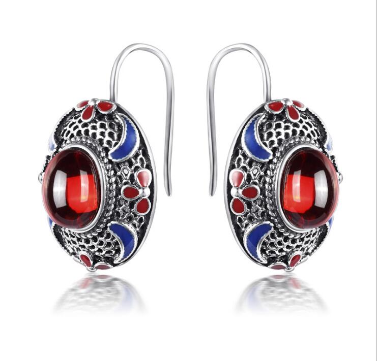 fine jewelry 925 pure silver, Thai Silver Garnet Earrings, antique court wind lady earrings.