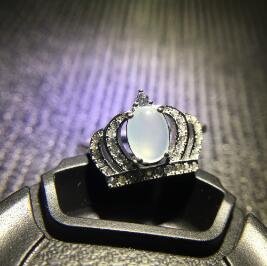 fine jewelry 925 pure silver inlaid with natural emerald lady's ring jewelry.