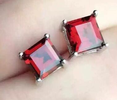 fine jewelry 925 pure silver inlaid with natural square garnet female ear nail jewelry.