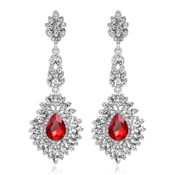 KMVEXO Big Red Silver Crystal Chandelier Wedding Earrings for Bride Heart Statement Hanging Earrings Fashion Bridal Jewelry