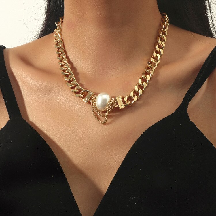 KMVEXO Punk Golden Chain Choker Necklace Jewelry for Women Hip Hop Big Thick Clavicle Chain Charm Necklace Party Jewelry