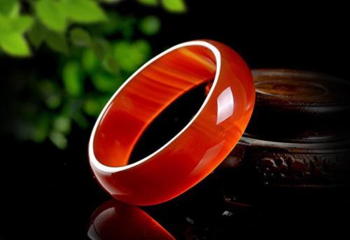 Fine Jewelry 100% Natural Red Jade Chinese Bangle Agate Jade Bracelet