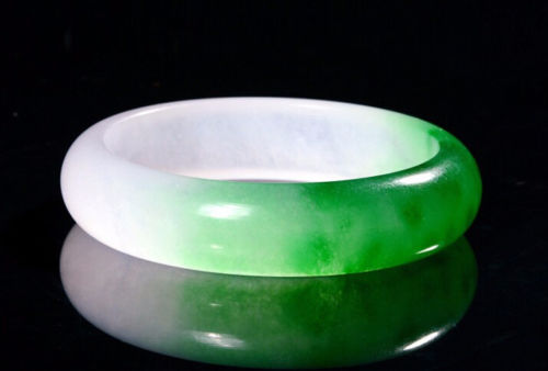 Fine Jewelry Chinese Natural Beautiful Emerald Green Nephrite Jade Bangle Bracelet