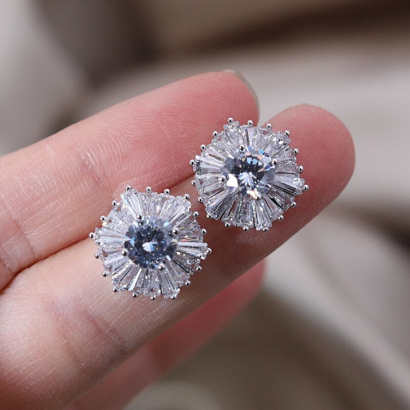 Korea Design Jewelry Copper Zircon Silver Color Geometric Earrings Simple and Elegant Women's Daily Work Accessories